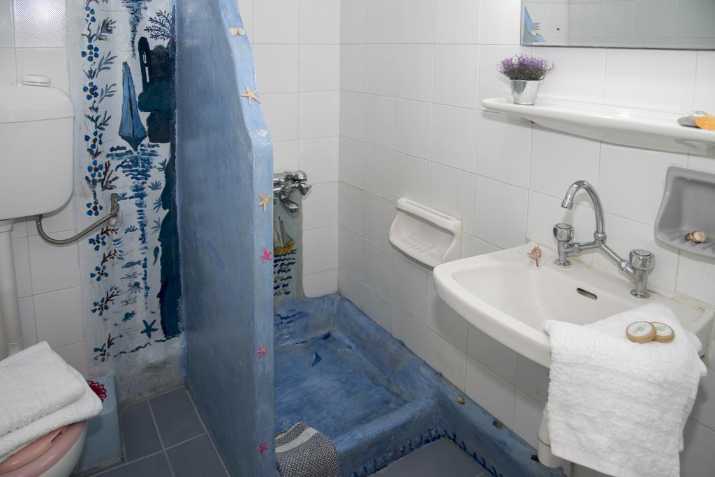 Mary Rooms Adamantas Eksteriør billede